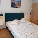 Apartment Luxury L&f Makarska