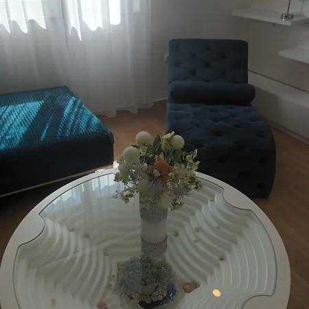 Apartman Luxury L&f *