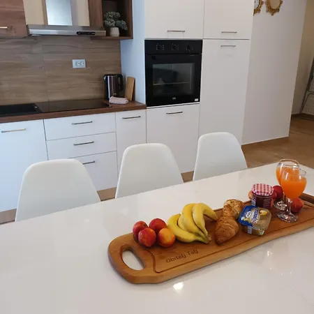 Διαμέρισμα Luxury L&f