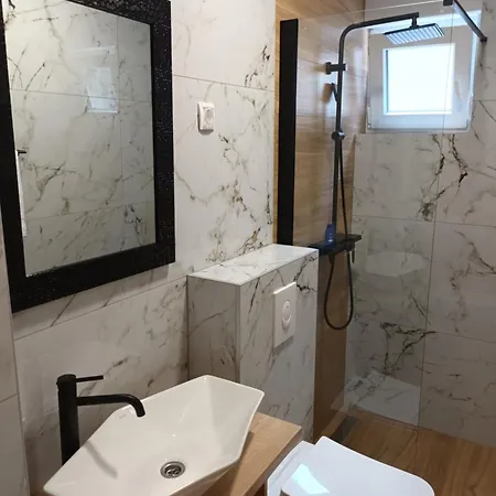 Apartman Luxury L&f *
