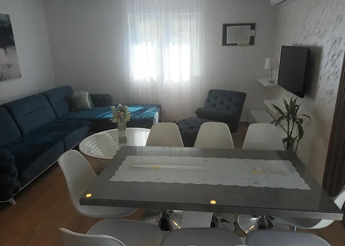 Luxury L&f Apartment Makarska