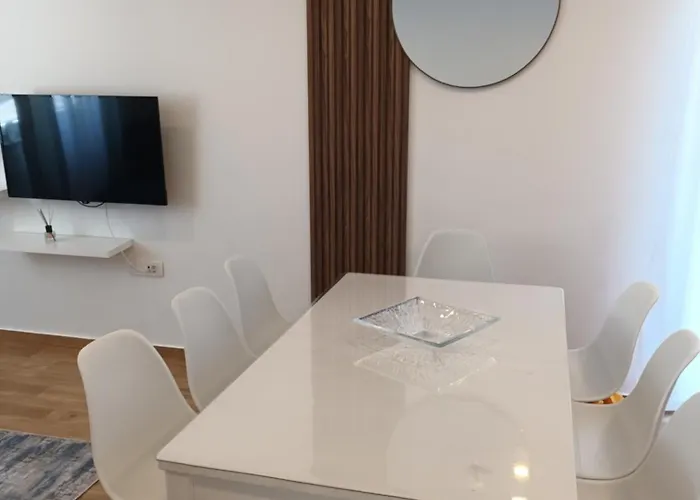 Luxury L&f Apartment *